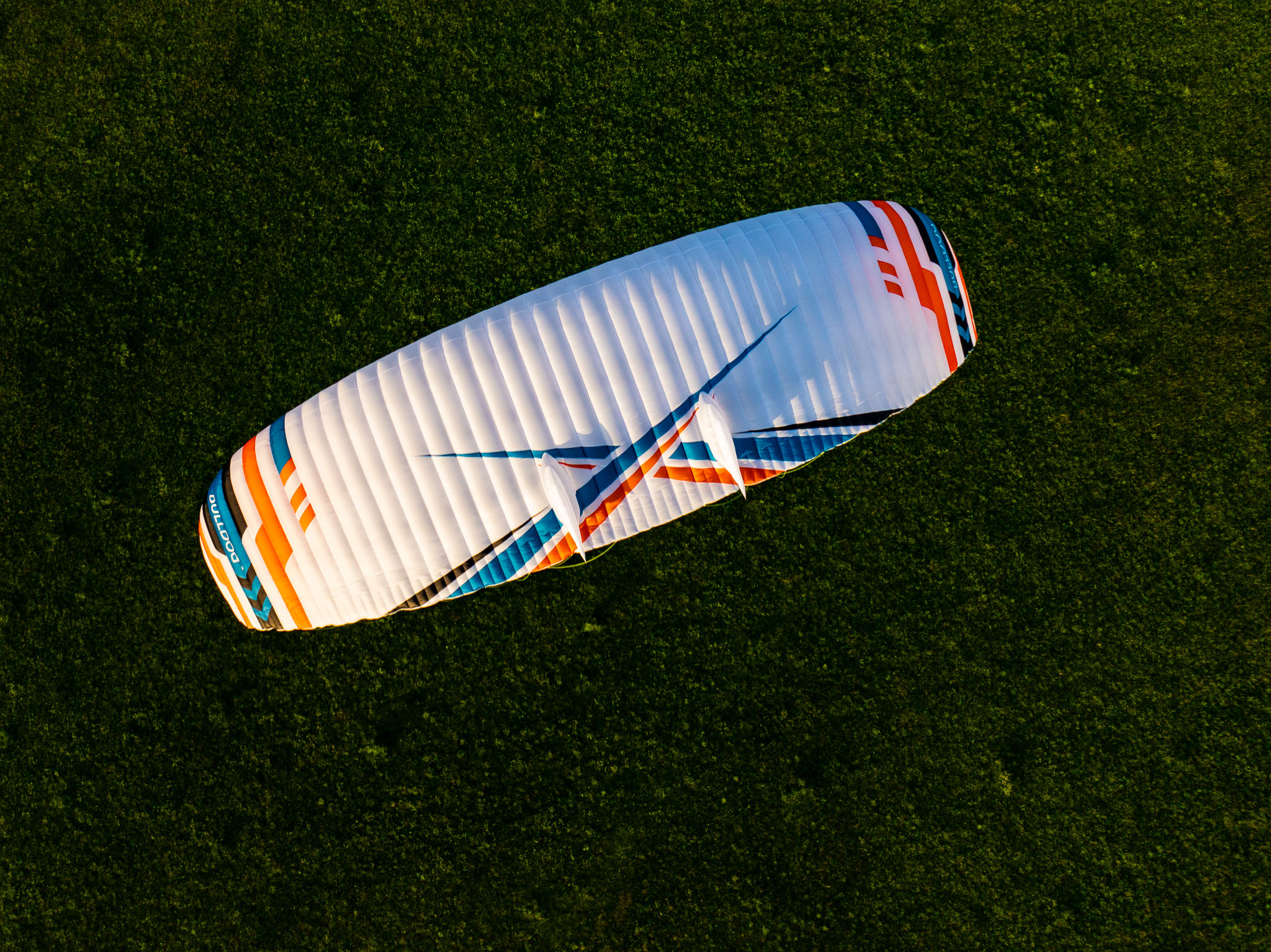 Bulldog 2 Lime au couché du soleil