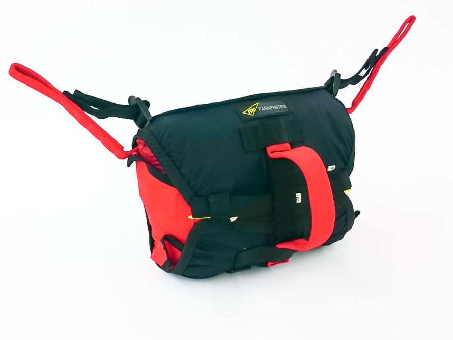 Front mounted reserve parachute container ITV